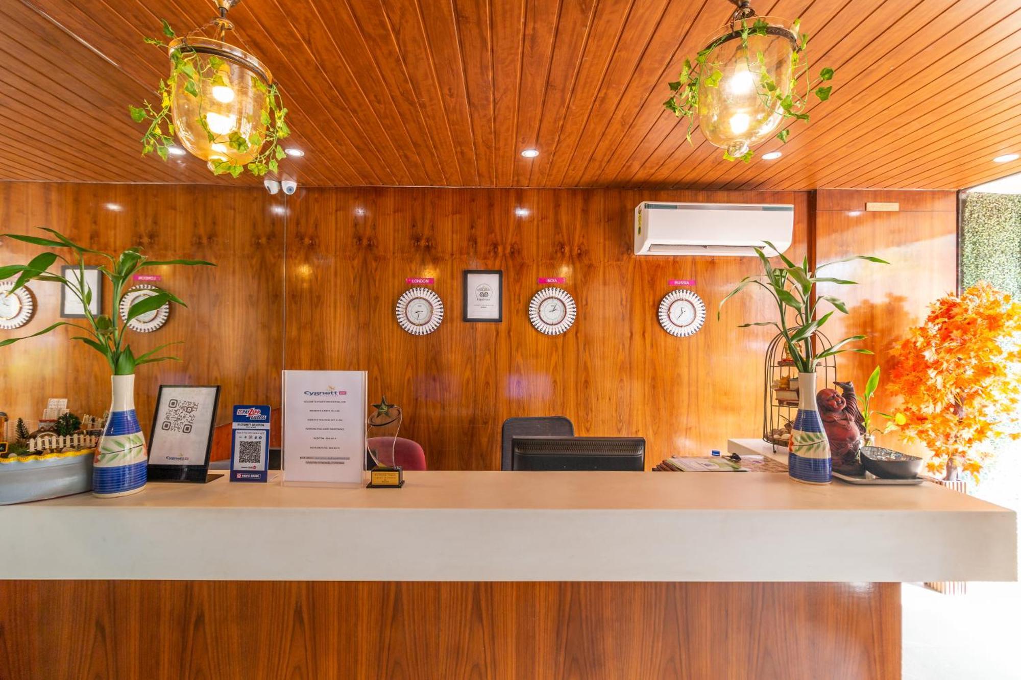 Hotel Celestiial , Candolim Dış mekan fotoğraf
