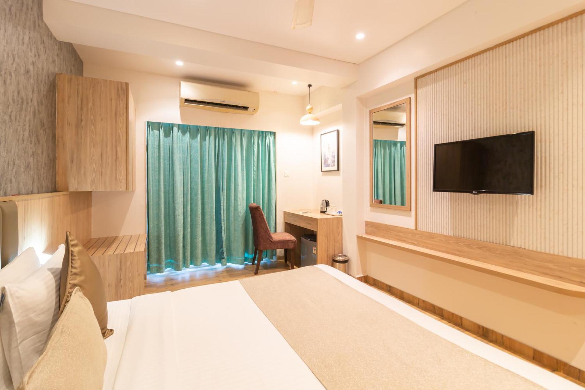 Hotel Celestiial , Candolim Dış mekan fotoğraf