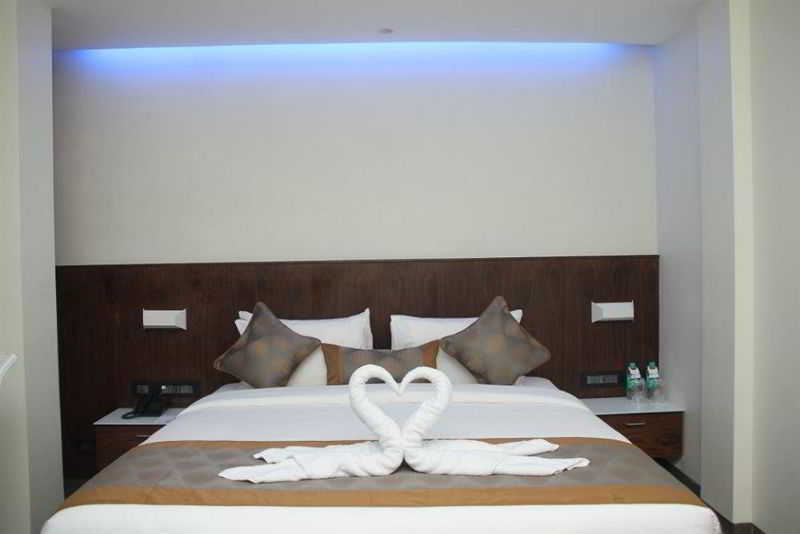 Hotel Celestiial , Candolim Dış mekan fotoğraf